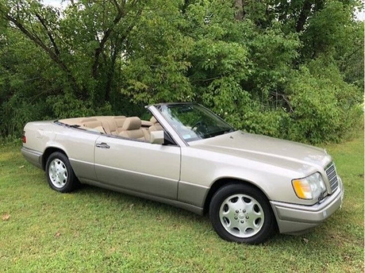 Thumbnail Photo undefined for 1995 Mercedes-Benz E 320 Convertible